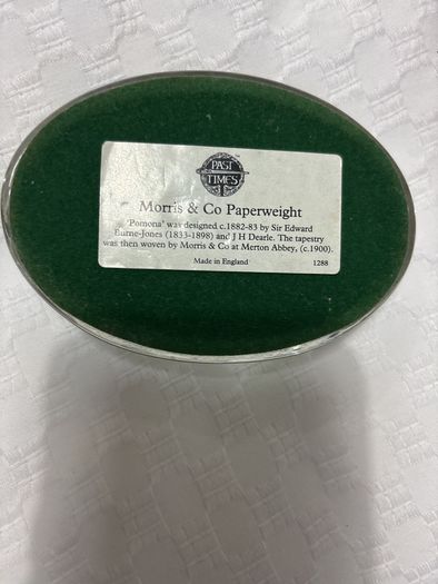 Past Times Morris and Company POMONA Paperweight