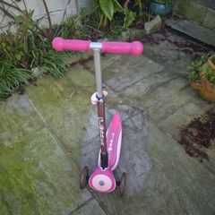 Pink goober scooter