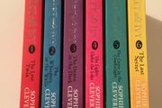 Sophie Cleverly Scarlet and Ivy Set of 6 books