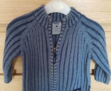 sweater 9-12 months dark blue  like new worn once light blue never worn