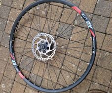 Alexrim xD-lite on deore hub