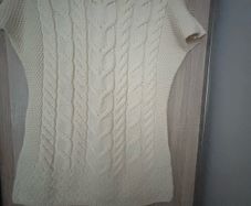 Sleeveless Aran  jumper size L. Wool