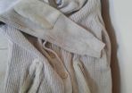 Mens cardigan Size M, needs stitching