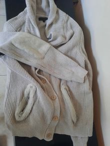 Mens cardigan Size M, needs stitching