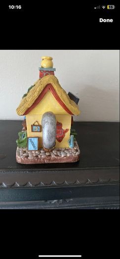 Tony Mc Donald Antique shop box in the shape of a teapot
