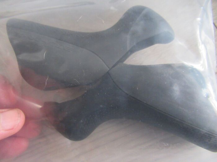 Shimano ST-9070 shifter hoods