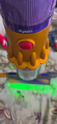 Dyson V12 Detect