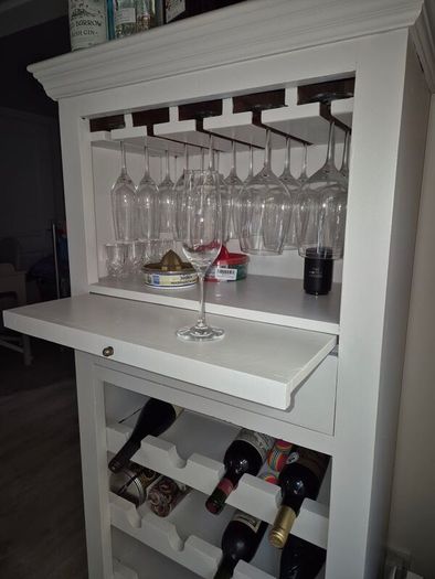 Drinks Cabinet / Home Bar