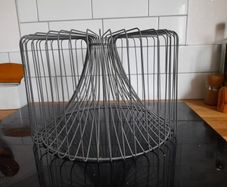 Metal wire lamp shade