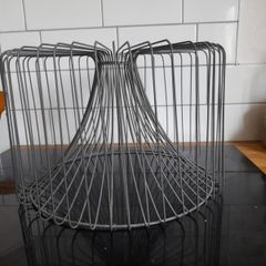 Metal wire lamp shade