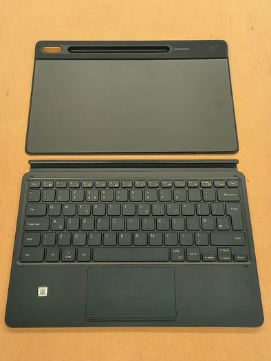 Original Samsung Galaxy Tab S8+ / S7+ Keyboard Cover, Black / Very Good
