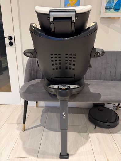 Joie i-Spin 360 ISOFIX great condition (1 of 2 seats, 2nd one on seperate advert)