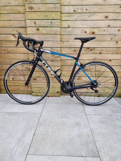 Cube Attain Pro  - Road Bike