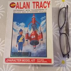 Alan Tracy and Thunderbird 3 kit