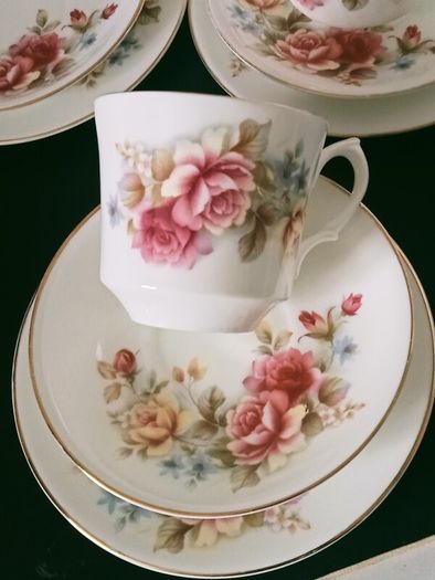 Arklow  Pottery Tea set