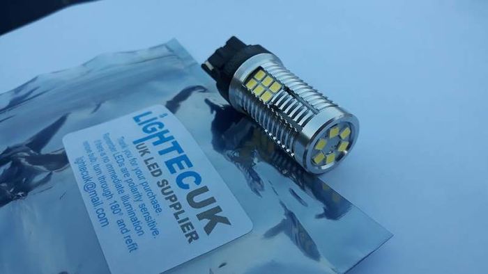 T20 Led Reverse Bulb Golf 6