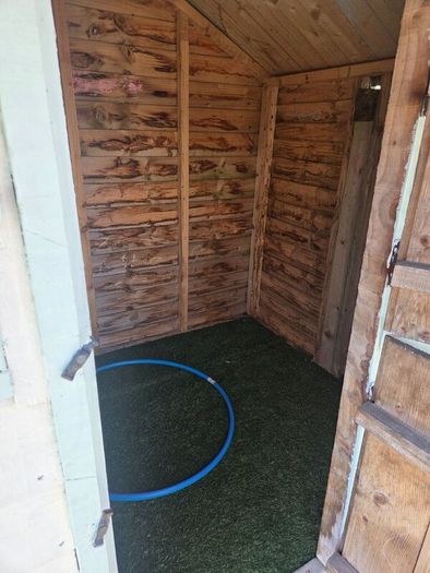 Kids play house