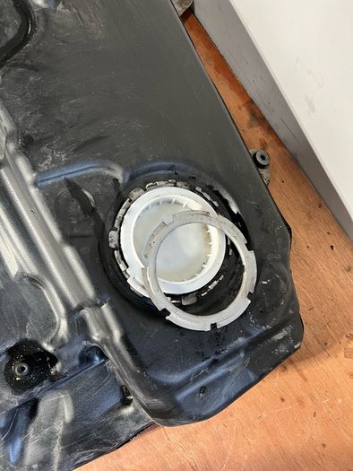 Audi A6 C7 2.0 Diesel Pump Saloon Avant Fuel Tank Diesel 4g0201021cs