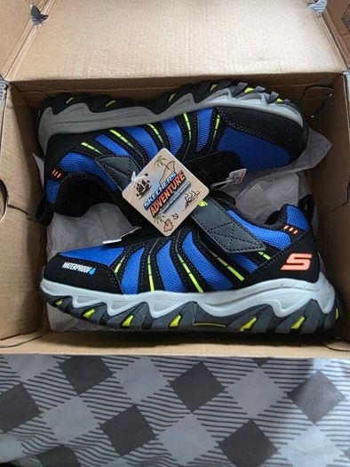 Sketchers Kids Waterproof Trainer