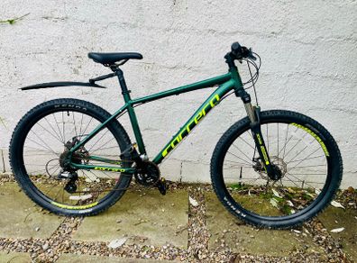 Carrera Vengeance Mountain Bike Medium 18 inch Frame 16 Speed
