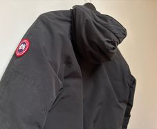 Canada Goose / Youth / Large Kids size / age 12/13