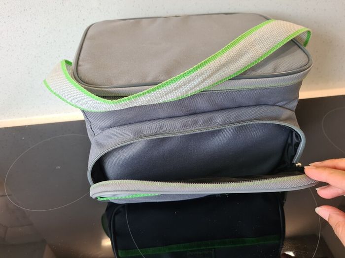 Thermos insulated bag
