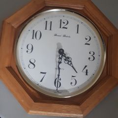 Wall clock