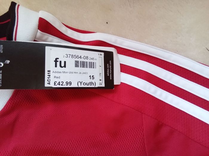 Manchester United teenager football jersey NEW