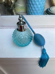 Perfume bottle