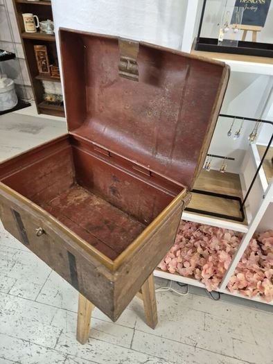 Small Antique Tin steamer trunk
