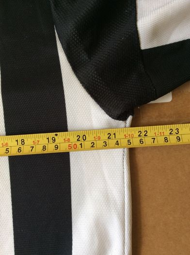 Juventus FC. Turin. Italy. Official Lotto Home Jersey Season 2001/2002. Collect In Dublin Or Receive Via Post.