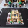 Lego Creator Expert Police Station Set #10278 Image 4