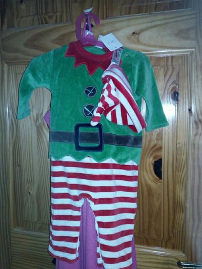 BNWT Next Christmas 2piece Outfit 6-9mths