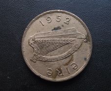 1952 Irish Republic. One Penny. Nice condition!