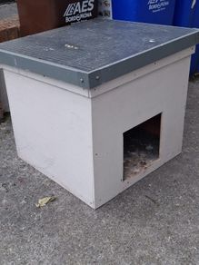 chicken/rabbit hut