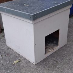 chicken/rabbit hut