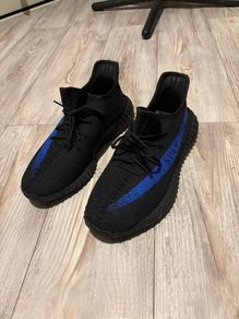yeezy boost 350 dazzling blue (size 10.5)