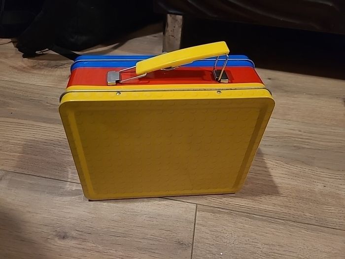 Lego lunchbox (tin)