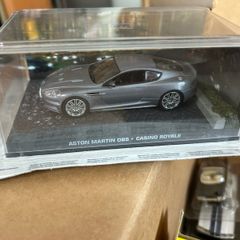 Model James Bond