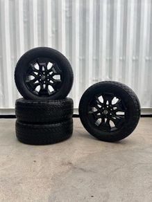 Genuine Nissan Navara 18" Alloy Wheels