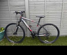 hybrid mountain bike