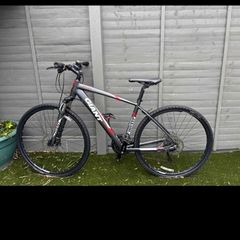 hybrid mountain bike