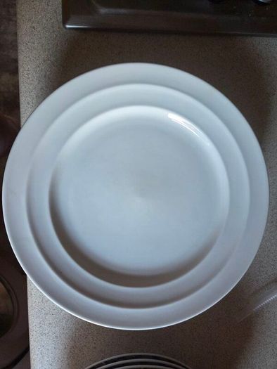 Dinner plates