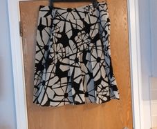 John Rocha  Skirt.  S.20.  New - No Tag..
