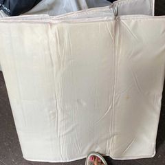 Hauck travel cot with mattress