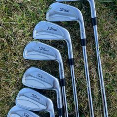 Titleist 620 cb irons 4-pw x stiff