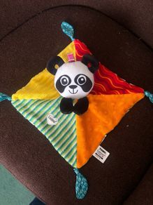 Lamaze baby sq with bright colours,