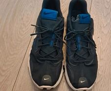 mens nike runners