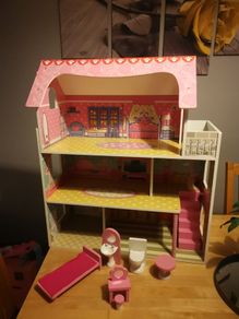 Doll House