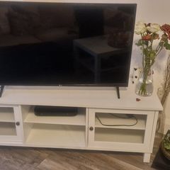 TV and TV unit